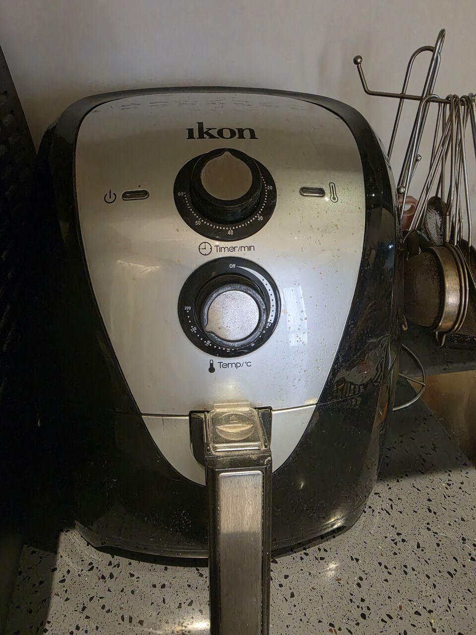 Riyadh, Household Items, SAR 250,  AIR FRYER AND ELECTRIC GRILL FOR SALE