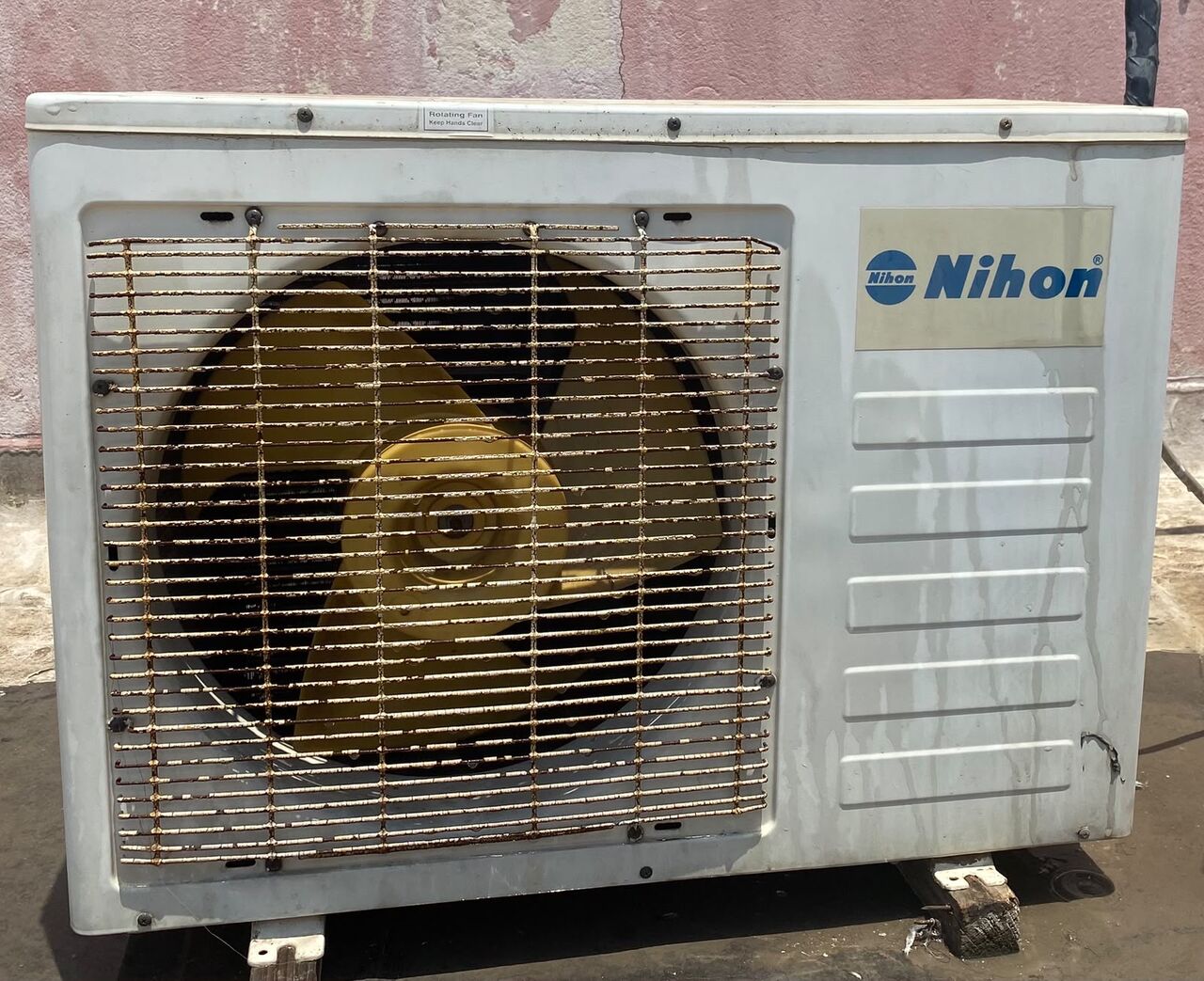 Manama, Air Conditioners, BHD 80,  2 Ton AC For Sell 80 BD