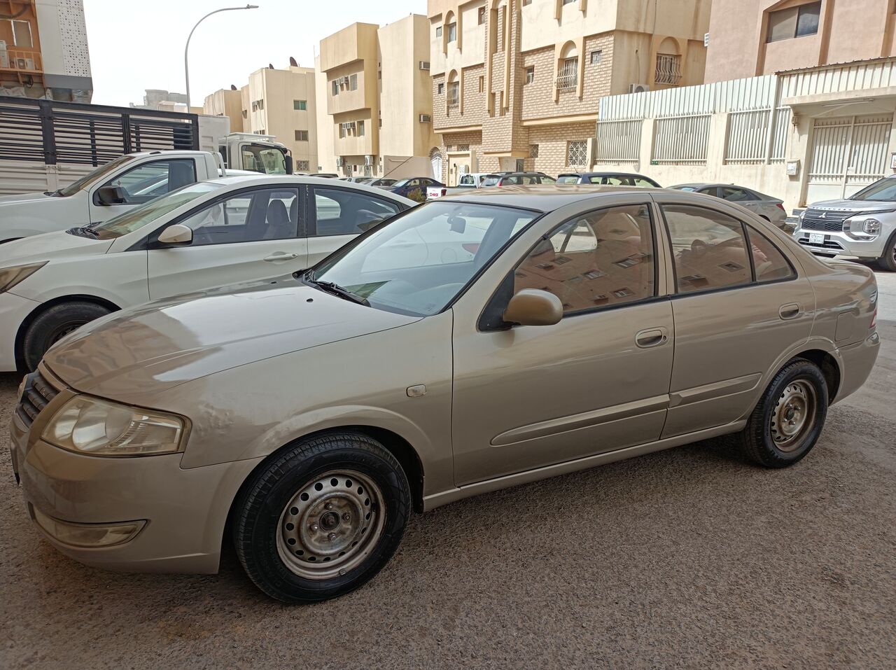 Hara, Vehicles, Cars & Trucks , SAR 12,  Nissan Sunny,  2011,  Automatic,  436017 KM,