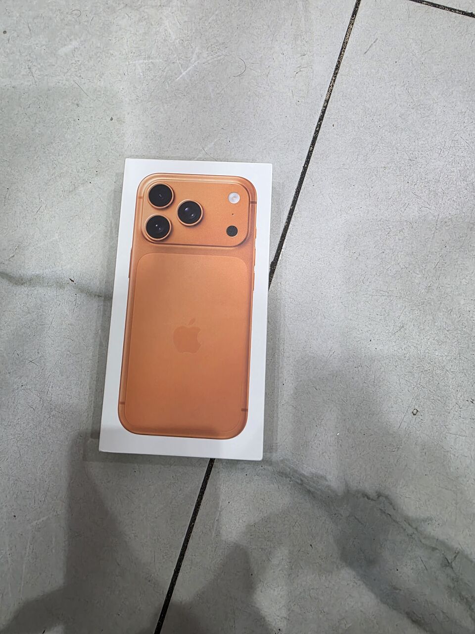 Khobar, Mobile Phones, SAR 4500,  IPhone 17 Pro 256gb Box Packed Sealed Pack Sale Swap Only Serious Buyer Contact