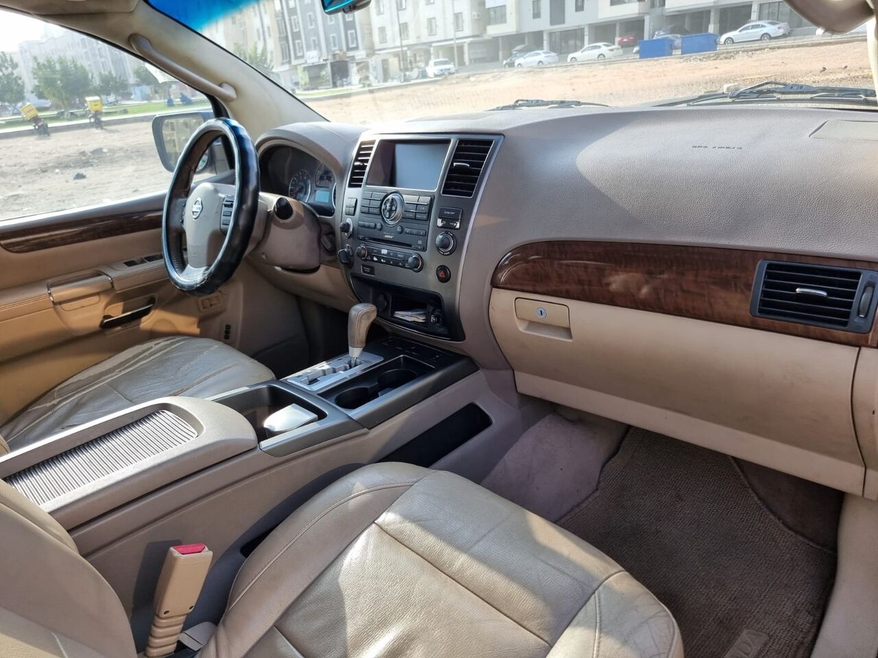 Jeddah, Vehicles, Cars & Trucks , SAR 26000,  Nissan Armada,  2010,  Automatic,  350000 KM,   Model  For Sale