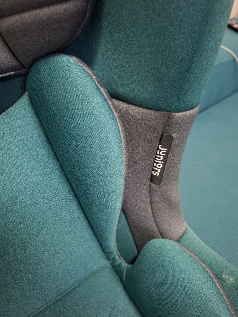 Jubail, Baby & Kid Stuff, SAR 200,  Car Seat (new - Juniors)