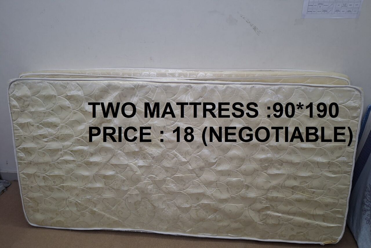 Muharraq, Furniture, BHD 30,  King Size Bed And Other Items