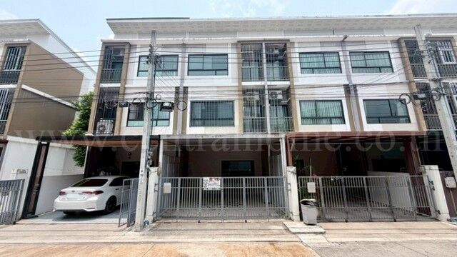 Bangkok, Real Estate For Sale, THB 5290000,  3 BR,  20 Sq. Feet,  Urgent Sale, 3-story Townhome, Patio Village, Ngamwongwan 47, Near SRT Bang Khen.