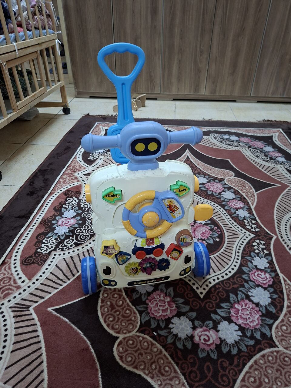 Jubail, Baby & Kid Stuff, SAR 250,  Baby Learning / Activity Walker, Bouncer, Carry Cot, Carrier