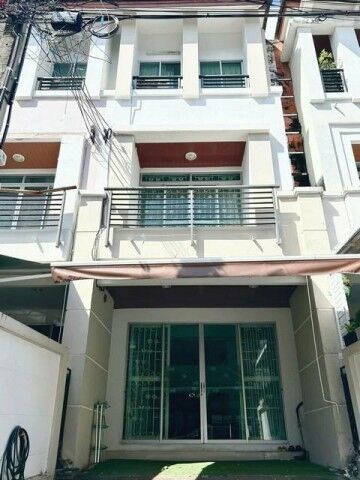 Bangkok, Villas, THB 20000,  18 Sq. Feet,  HR 10322 3-story Townhome For Rent, Baan Klang Muang The Paris Project, Rama 9, Soi