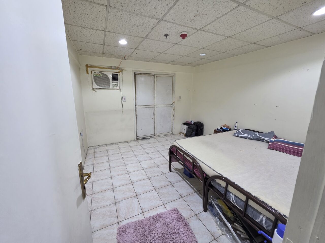 Al Batha, Rooms for Rent, Sar 6000/month,  Family Furnished Room