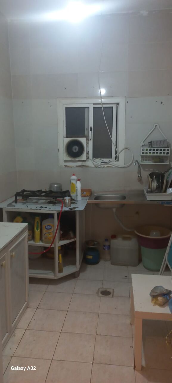 Jeddah, Bedspace For Rent, SAR 500/month,  Bed Space Available For A Pakistani Educated Bachelor