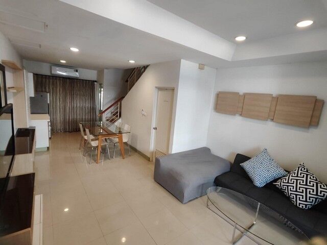 Bangkok, Villas, THB 19000,  18 Sq. Feet,  3-story Townhome For Rent, Baan Klang Muang The Paris Project, Soi Krungthep Kreetha 7,