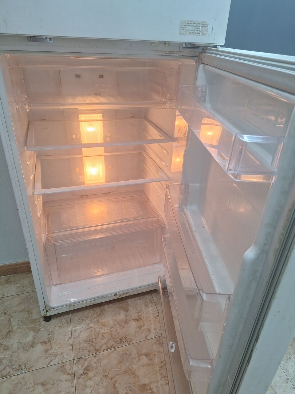 Riyadh, Appliances, SAR 250,  LG Double Door Refrigerator For Sale