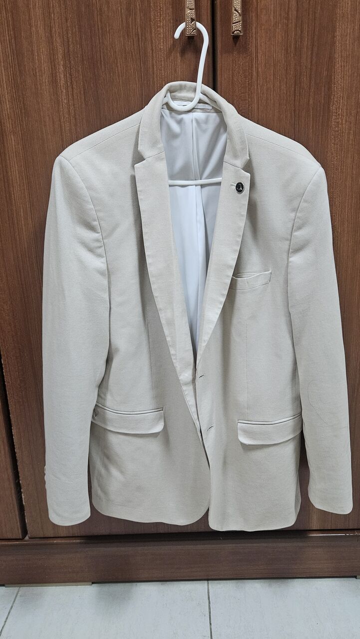 Riyadh, Clothing & Accessories, SAR 110,  Allen Solly Blazer - XL