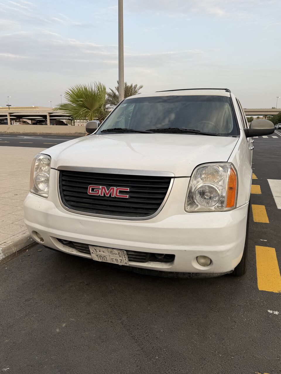 Jeddah, Vehicles, Cars & Trucks , SAR 46,  Gmc Yukon,  2013,  Automatic,  206431 KM,   Excellent Condition 4x4 Unique Number Plate Just Take And Drive And Work Nee