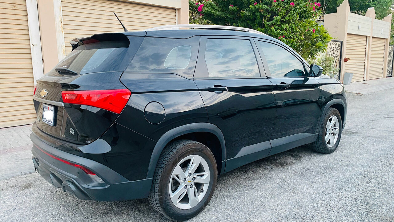 Manama, Vehicles, Cars & Trucks , BHD 3200,  Chevrolet Captiva,  2021,  Automatic,  95000 KM,   , Mid-option, 7-seater,