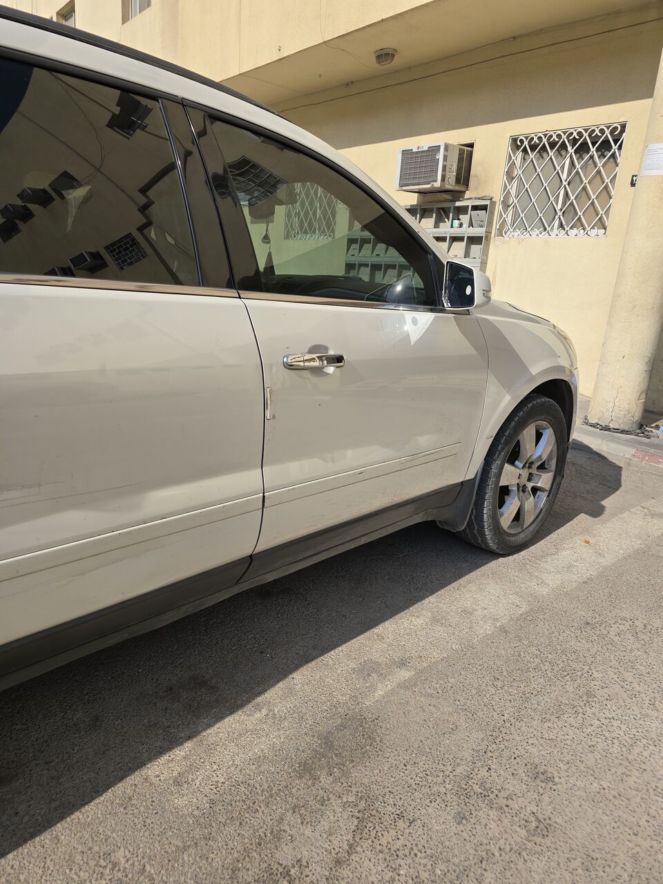 Al Murabba, Vehicles, Cars & Trucks , SAR 22000,  Chevrolet Traverse LT,  2012,  Automatic,  265 KM,   - Pearl White Color (7 Seater) For Sale