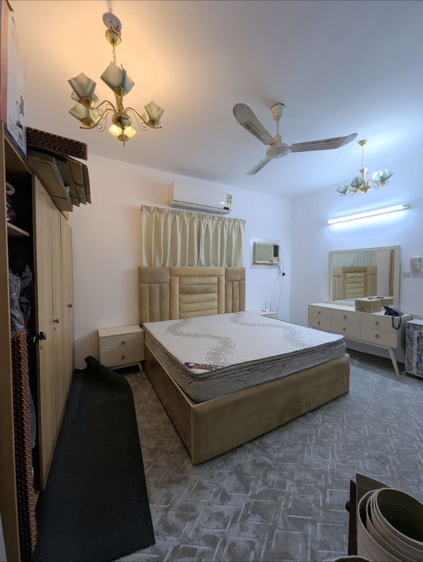 Al Wizarat, Furniture, SAR 1000,  King Size Bedroom Set &ndash; Bed, Dressing Table With Mirror & 2 Side Tables