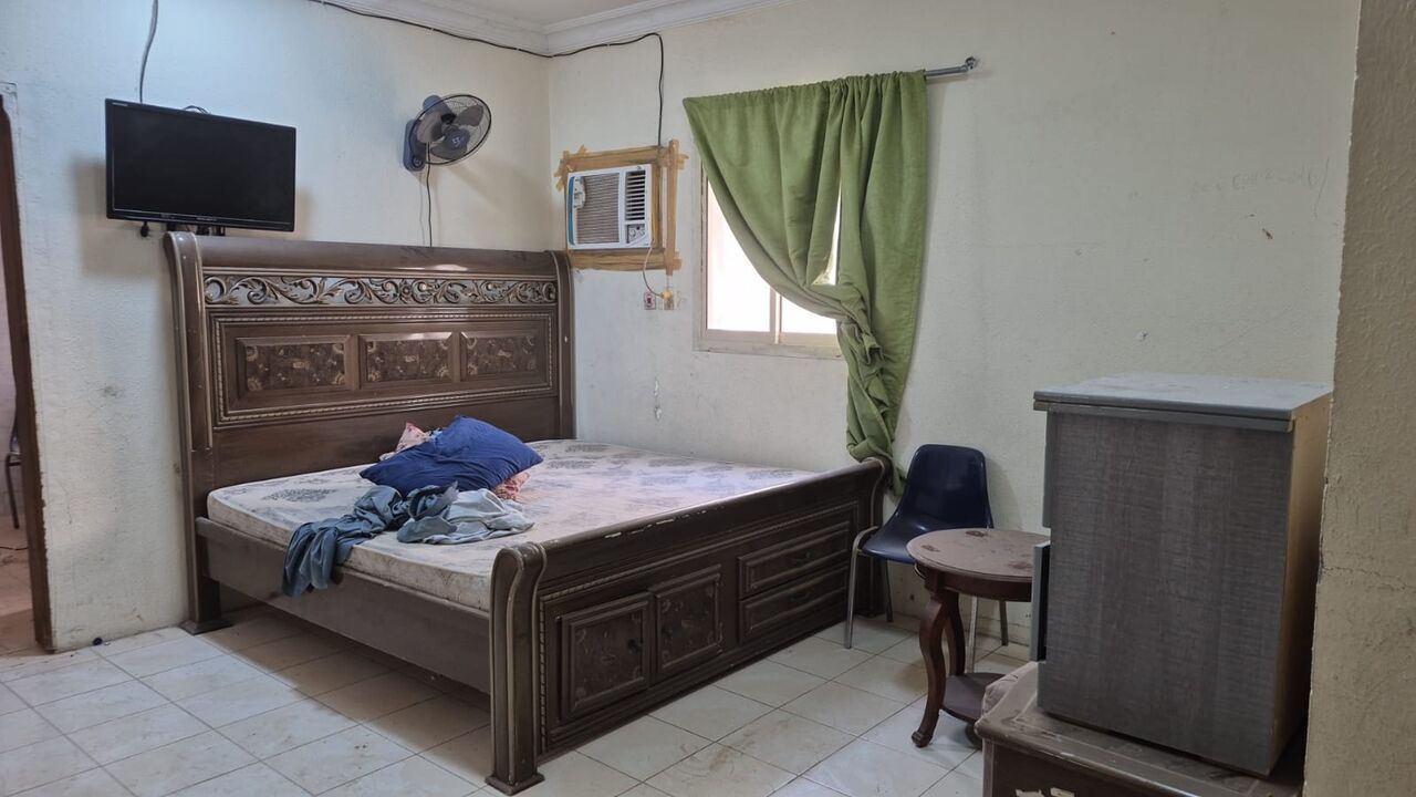 Jubail, Furniture, SAR 200,  Wooden Single Bed White Color 200sr