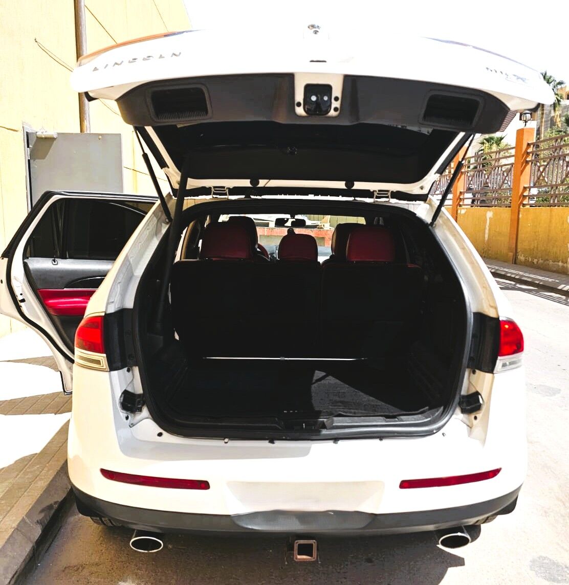 Riyadh, Vehicles, Cars & Trucks , SAR 31000,  Lincoln MKX,  2013,  Automatic,  410000 KM,   For Urgent Sale