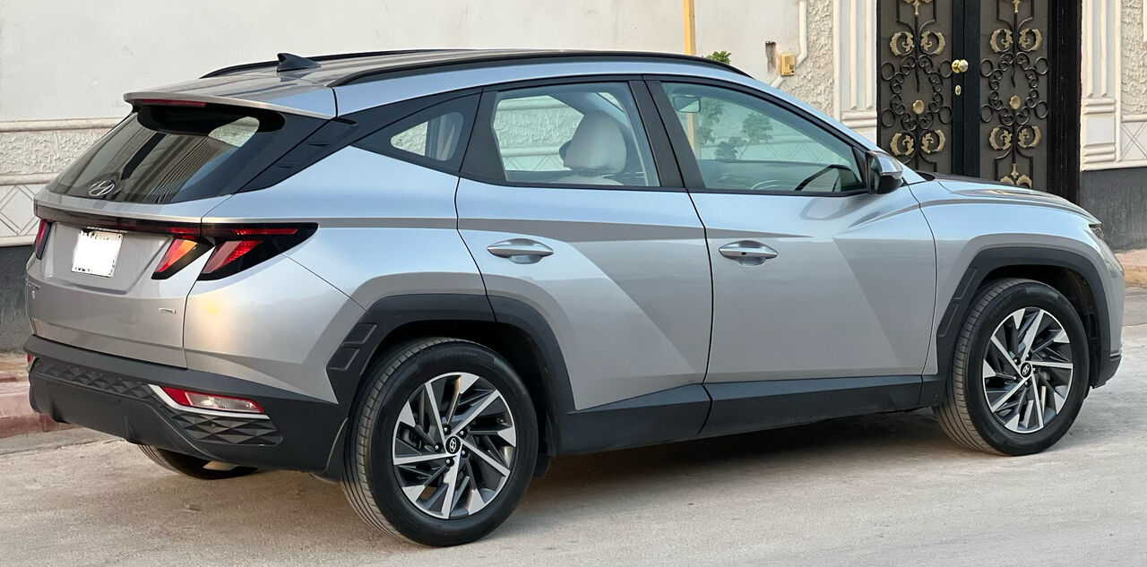 Riyadh, Vehicles, Cars & Trucks , SAR 76000,  Hyundai Tucson,  2024,  Automatic,  82238 KM,   Smart   2.0 L 4x4 All Original Condition