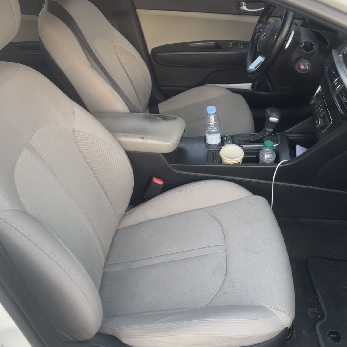 Riyadh, Vehicles, Cars & Trucks , SAR 40,  Kia Optima,  2019,  Automatic,  210000 KM,    , White