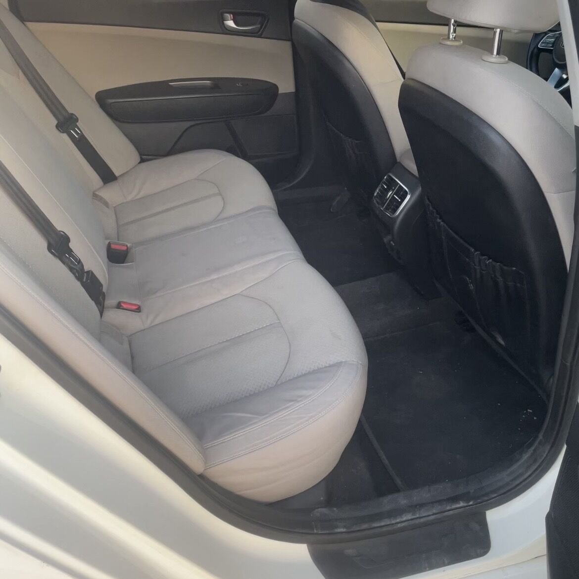 Riyadh, Vehicles, Cars & Trucks , SAR 40,  Kia Optima,  2019,  Automatic,  210000 KM,    , White