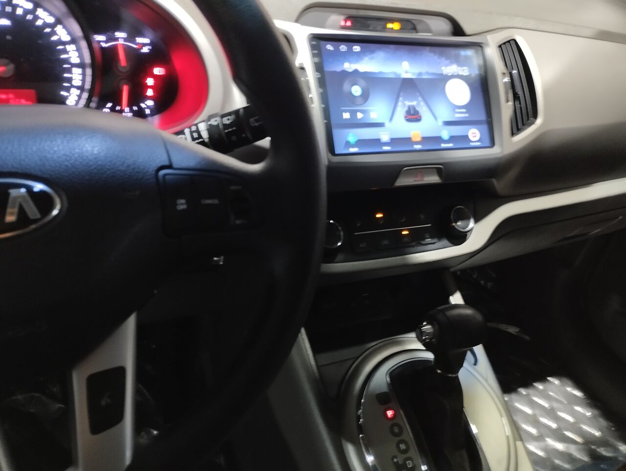 Taif, Vehicles, Cars & Trucks , SAR 37500,  Kia Sportage,  2016,  Automatic,  177800 KM,   , 2000cc, , White, Mileage 177800km