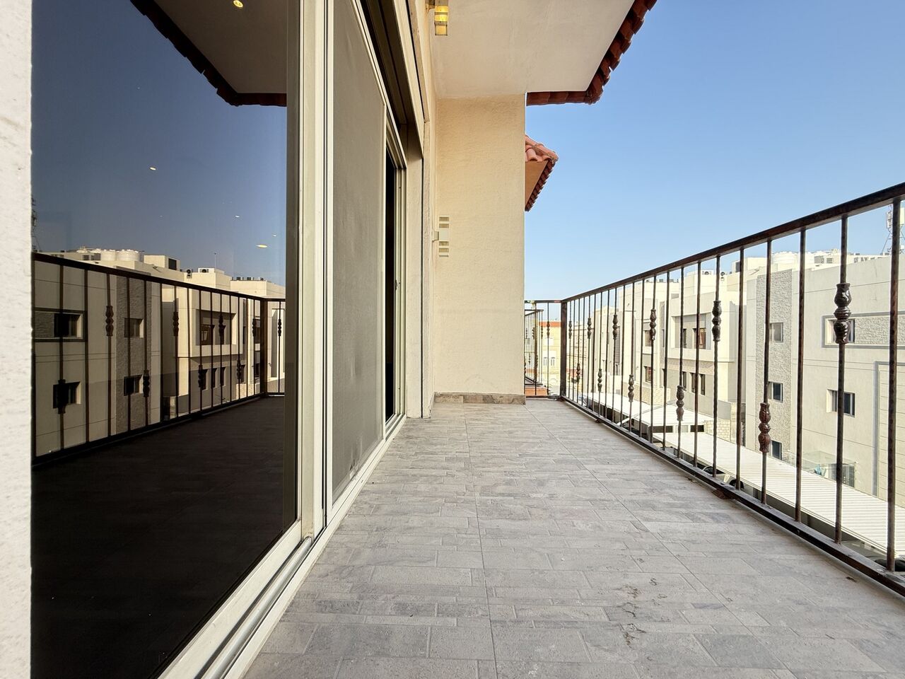 Abu Fatira, Apartments, Flats, Houses & Villas, KWD 420/month,  2 BR,  Abu Fatira &ndash; Semi Furnished Two Bedroom Apartment With Balconies