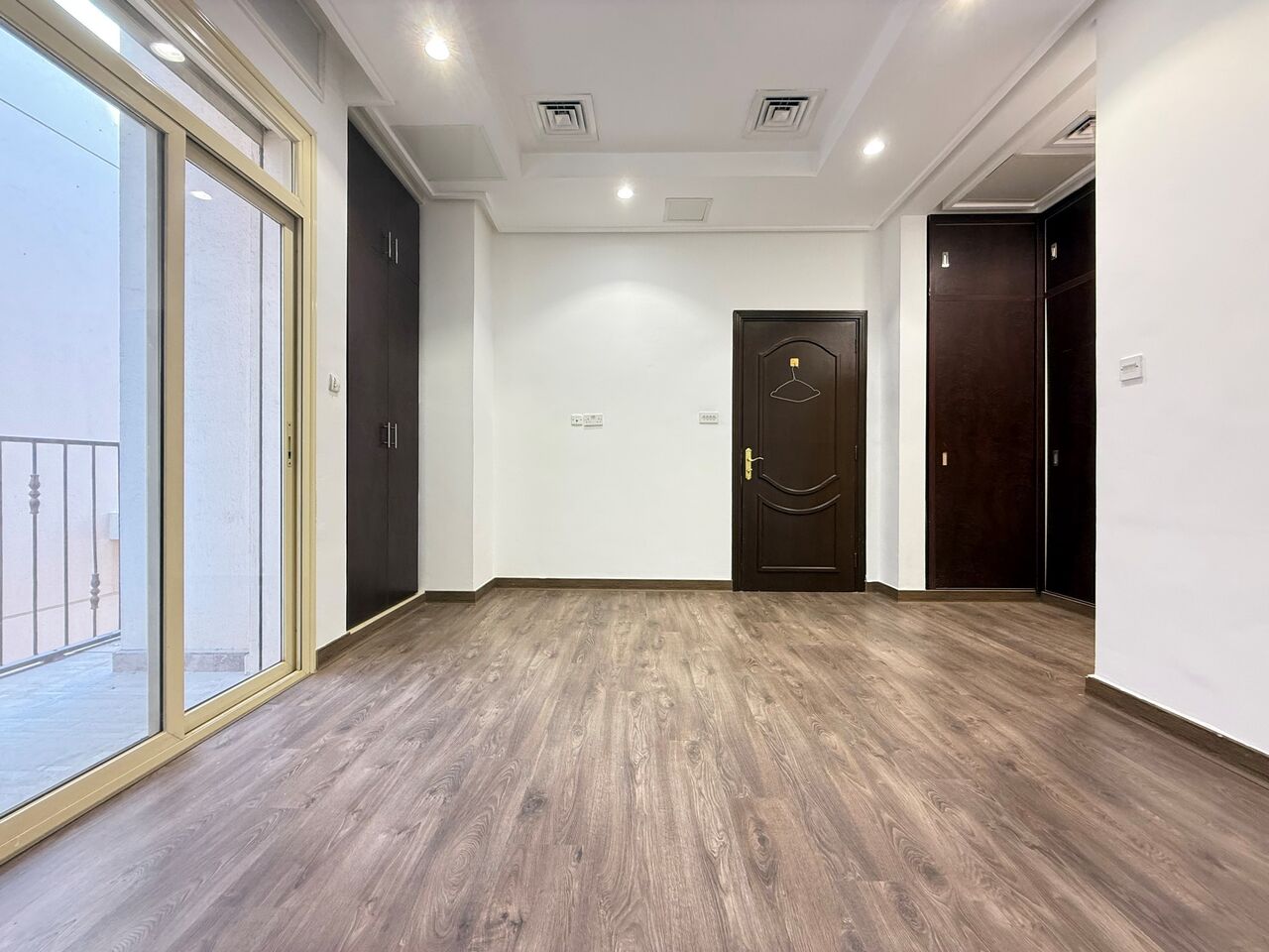 Abu Fatira, Apartments, Flats, Houses & Villas, KWD 420/month,  2 BR,  Abu Fatira &ndash; Semi Furnished Two Bedroom Apartment With Balconies