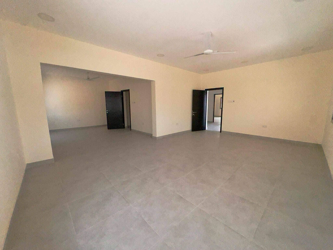 Manama, Apartments, Flats, Houses & Villas, BHD 525/month,  3 BR,  Salhiya:-3BHK Un-Furnished Single-Story Villa For Rent Ready To Move In Rent: BD 525