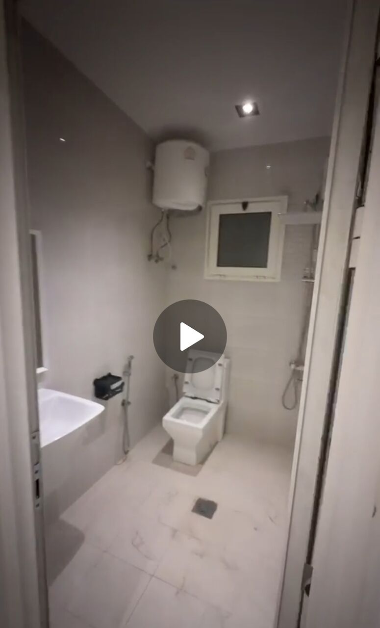 Dammam, Apartments, Flats, Houses & Villas, SAR 1400/month,  Rent Room With Small Kitchenin Hall  With Bathroom