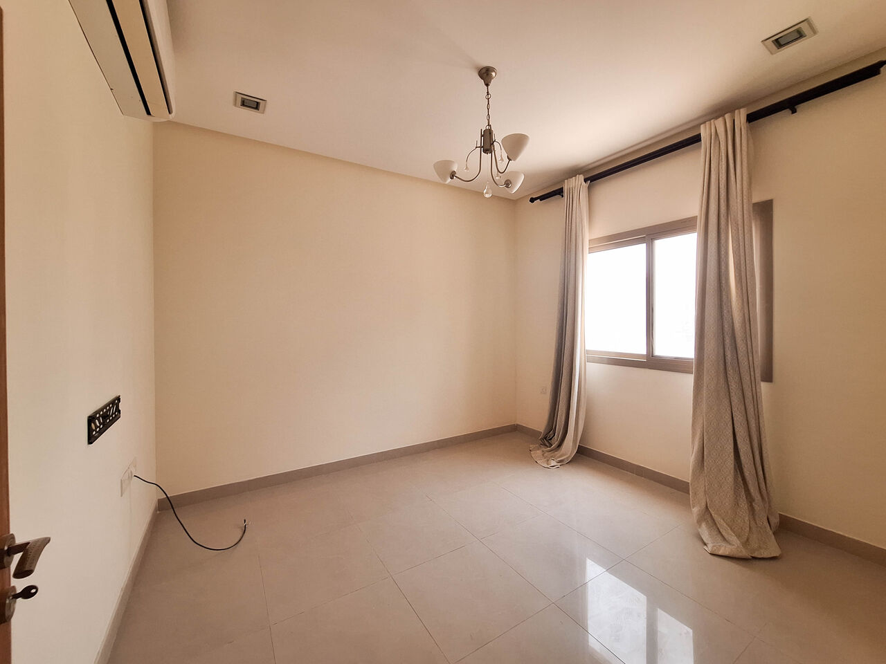 Saar, Apartments, Flats, Houses & Villas, BHD 280/month,  3 BR,  For Rent A Semi Furnished Apartment In Saar Area Near Alnakheel Center And Saar Mall.