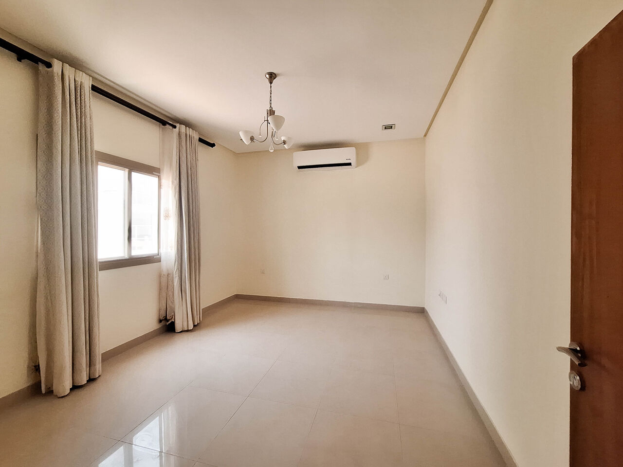 Saar, Apartments, Flats, Houses & Villas, BHD 280/month,  3 BR,  For Rent A Semi Furnished Apartment In Saar Area Near Alnakheel Center And Saar Mall.