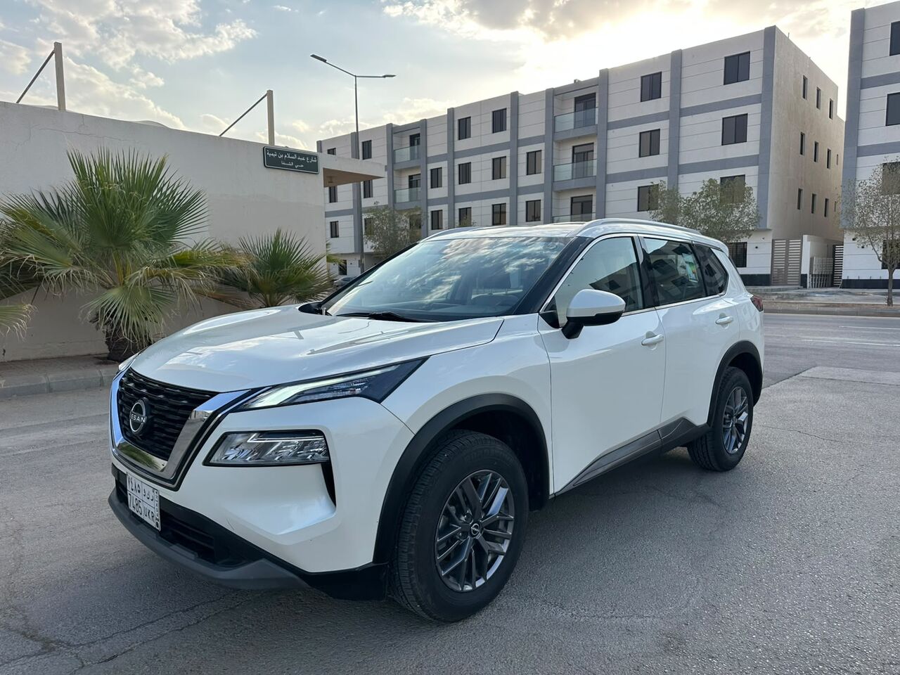 Riyadh, Vehicles, Cars & Trucks , SAR 77000,  Nissan X-Trail 2024,  2024,  Automatic,  46000 KM,   Nissan X-Trail (2.5) 4WD With Mid Option 1st Owner 5 Seats For Sales