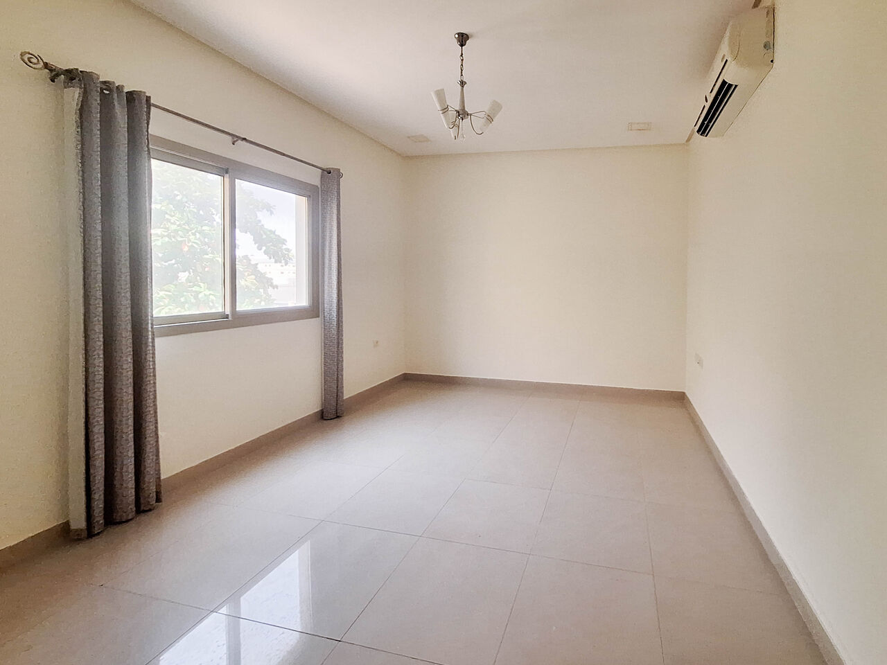 Saar, Apartments, Flats, Houses & Villas, BHD 250/month,  2 BR,  For Rent A Semi Furnished Apartment In Saar Area Near Alnakheel Center And Saar Mall.