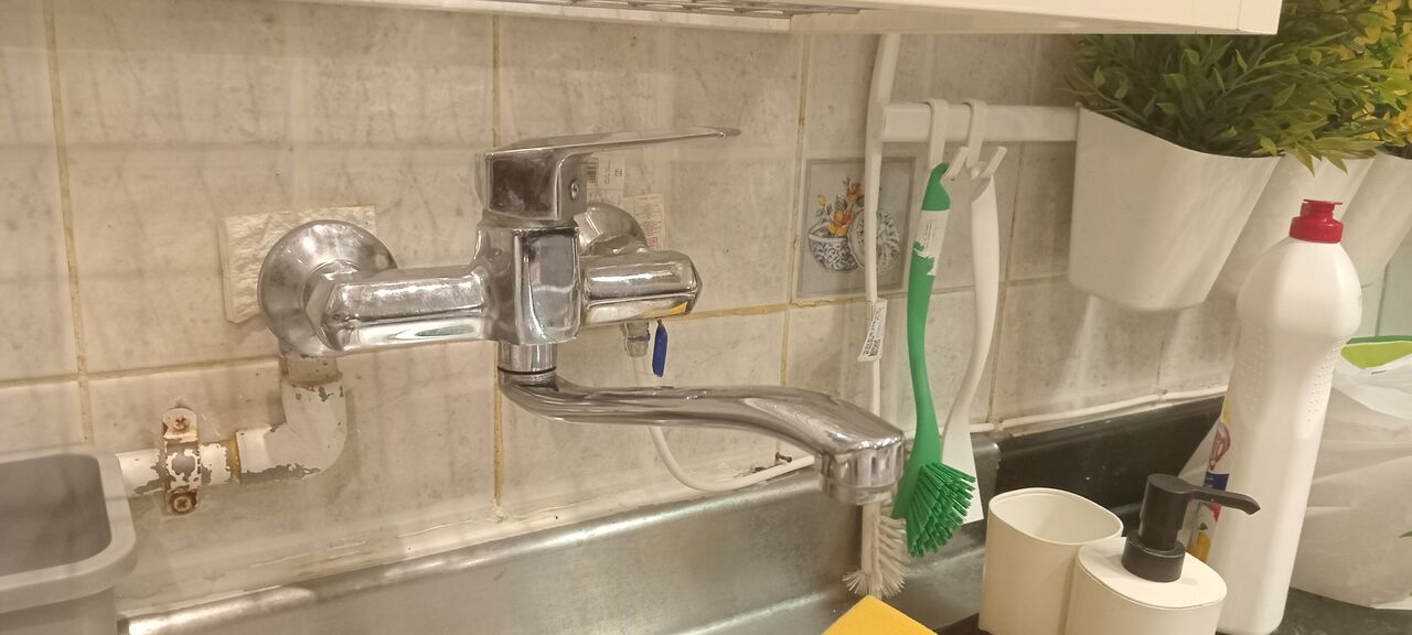 Riyadh, Free Items, SAR 10,  Kitchen Sink Mixer