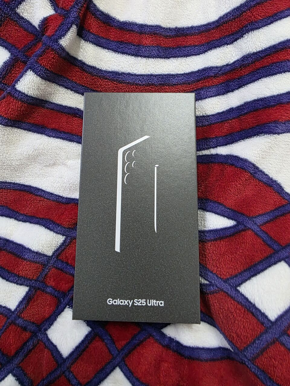 Khobar, Mobile Phones, SAR 3200,  Samsung Galaxy S25 Ultra 256gb 12gb Ram Sale Swap Box Packed Sealed Pack
