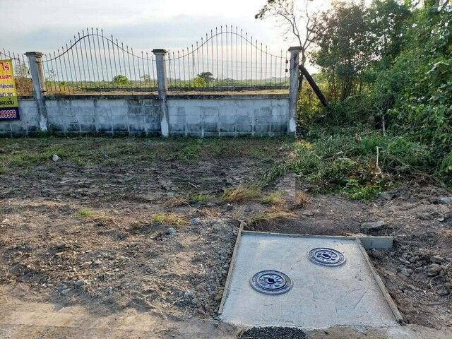 Bangkok, Real Estate For Sale, THB 3500000,  6 BR,  4000 Sq. Feet,  Land For Sale, Sirisothon Road, Bang Pakong District, Chachoengsao Province, Area 10 Rai.