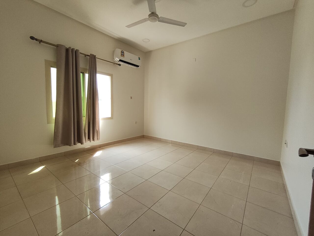 Saar, Apartments, Flats, Houses & Villas, BHD 250/year,  2 BR,  Saar:- Spacious 2Bhk Flat On Rent With Ewa..