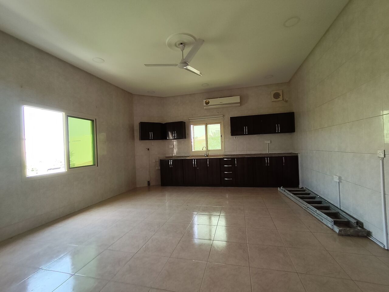 Saar, Apartments, Flats, Houses & Villas, BHD 250/year,  2 BR,  Saar:- Spacious 2Bhk Flat On Rent With Ewa..