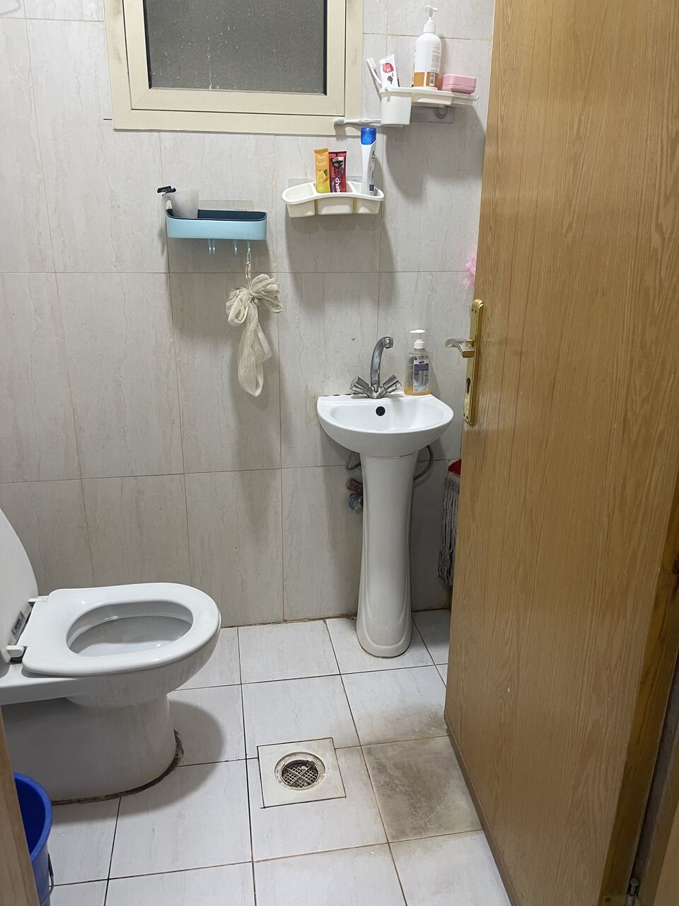 Al Wizarat, Housing Exchanges, SAR 1100/month,  1 BR,  One Room Is Available With Ac , Bed & Cupboard Prefered Only For Indians