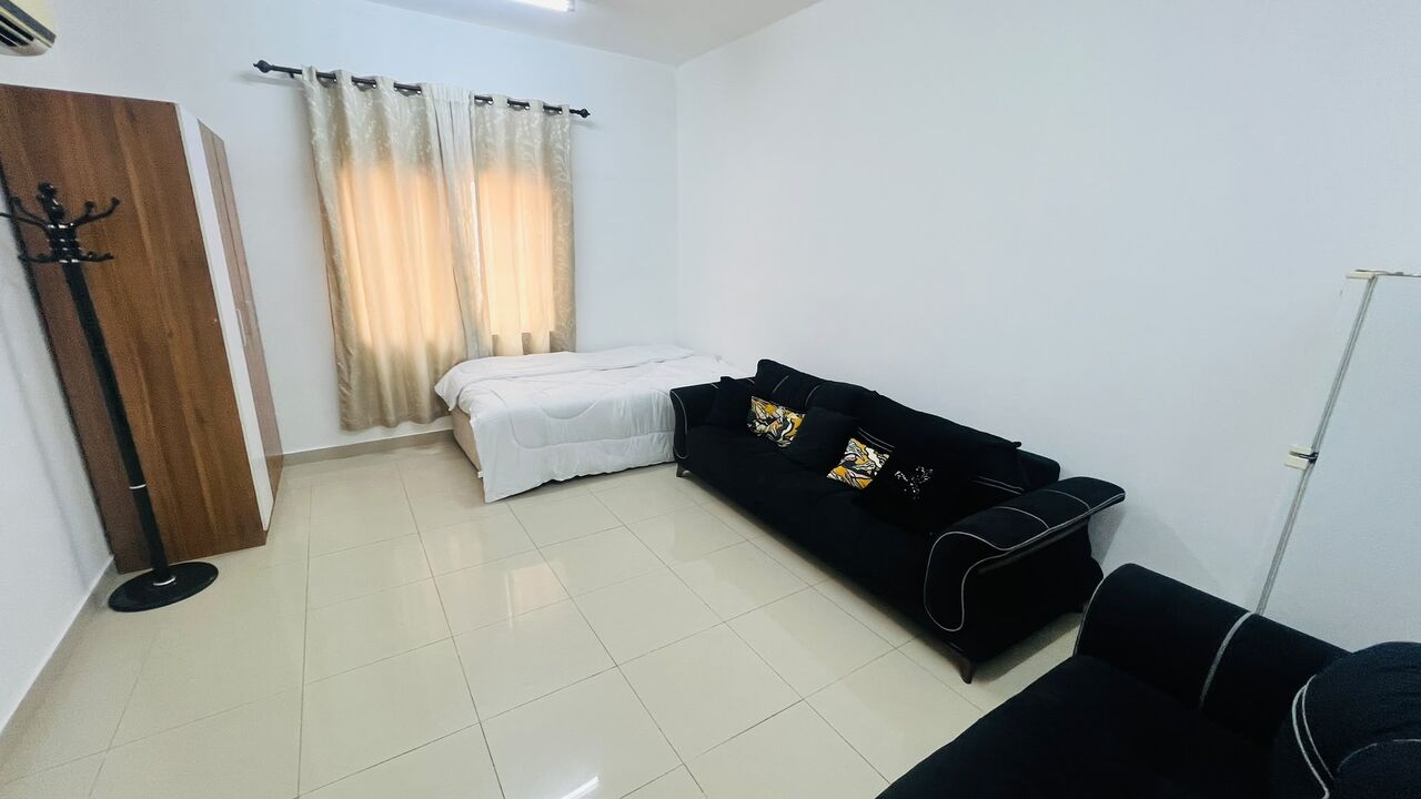 Janabiya, Apartments, Flats, Houses & Villas, BHD 165/month,  Furnished,  Studio,  Apartment For Rent In Janabiyah | Semi-Closed Kitchen