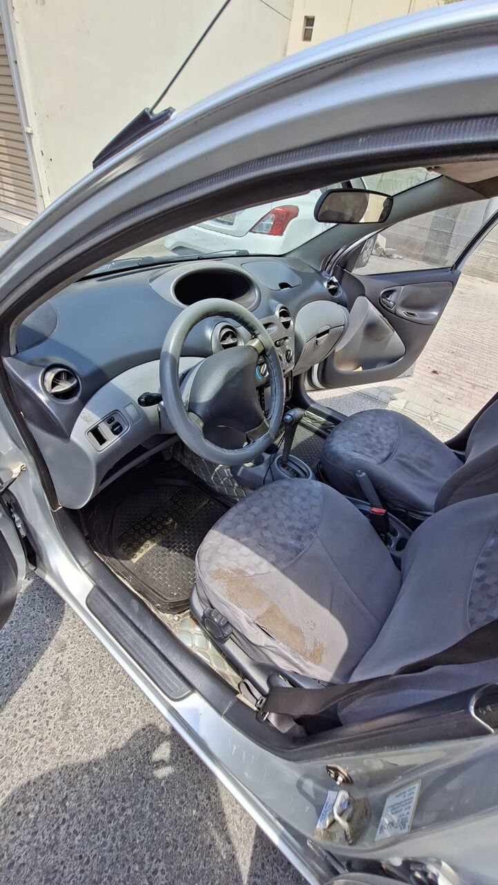 Galali, Vehicles, Cars & Trucks , BHD 750,  Toyota Echo,  2001,  Automatic,  9857 KM,