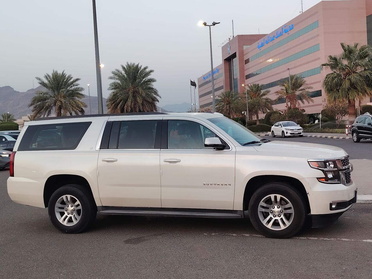 Jeddah, Vehicles, Cars & Trucks , SAR 69000,  Chevrolet Suburban,  2015,  Automatic,  278 KM,