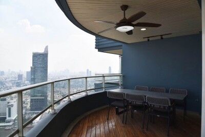 Bangkok, Real Estate For Sale, THB 35900000,  4 BR,  283 Sq. Meter,  For Sale, Luxury Condo With Chao Phraya River View. The Price Has Been Reduced By More