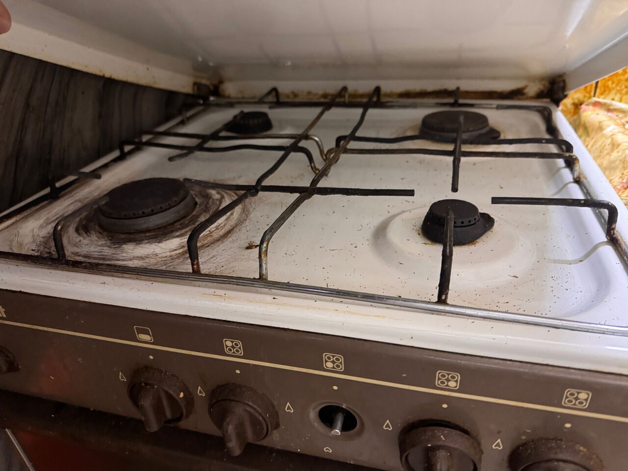 Al Wizarat, Household Items, SAR 1000,  Urgent Sale (used But Good Condition ) Fridge , Gas Tank , Coocking Stove Good Condition