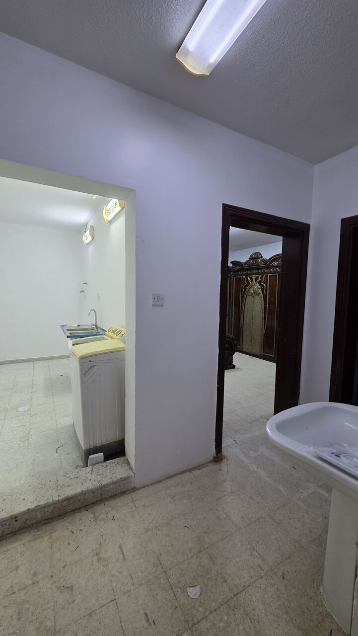 Riyadh, Apartments, Flats, Houses & Villas, SAR 25000/year,  Furnished,  1 BR,  Room For Rent In Family Villa 100 Meters Away From International Indian School