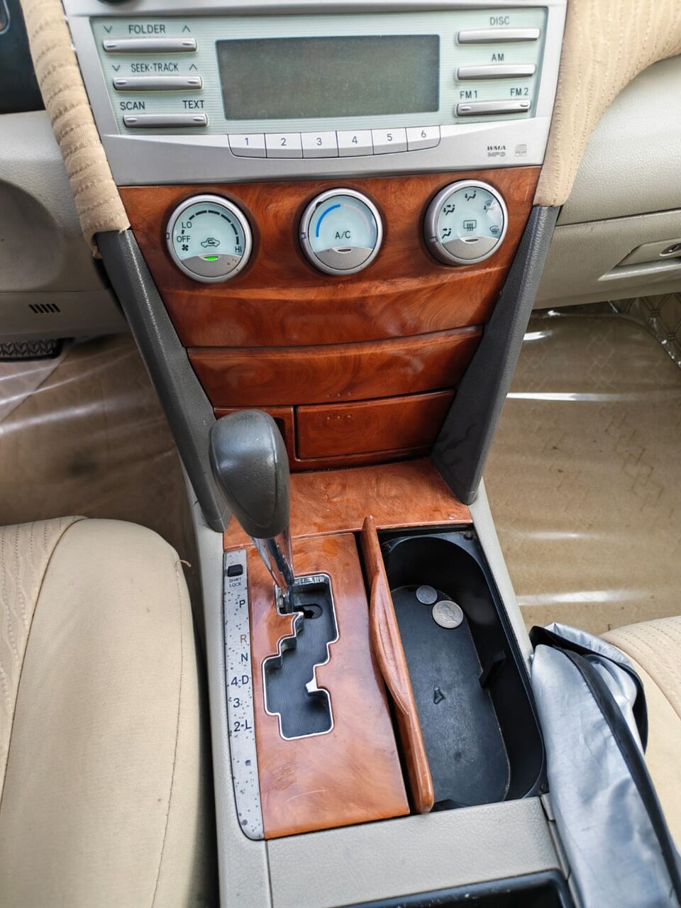 Riyadh, Vehicles, Cars & Trucks , SAR 20000,  Toyota Camry,  2009,  Automatic,  327600 KM,