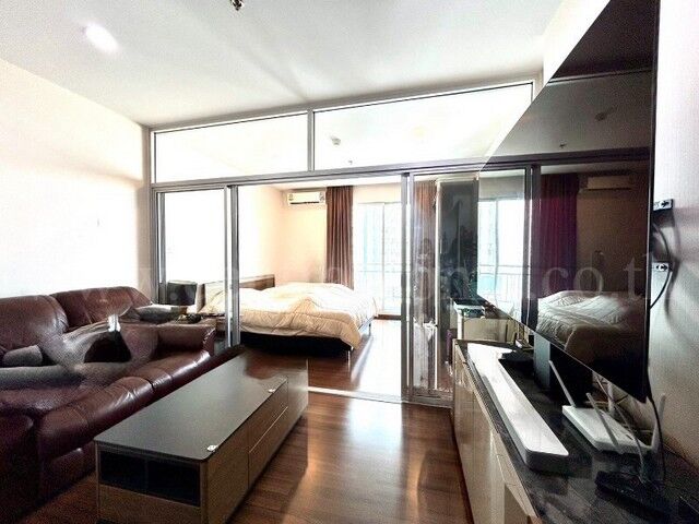 Bangkok, Real Estate For Sale, THB 2580000,  1 BR,  34 Sq. Meter,  Special Price, Condo Supalai Lite Sathorn-Charoenrat, Near BTS Saphan Taksin, Selling