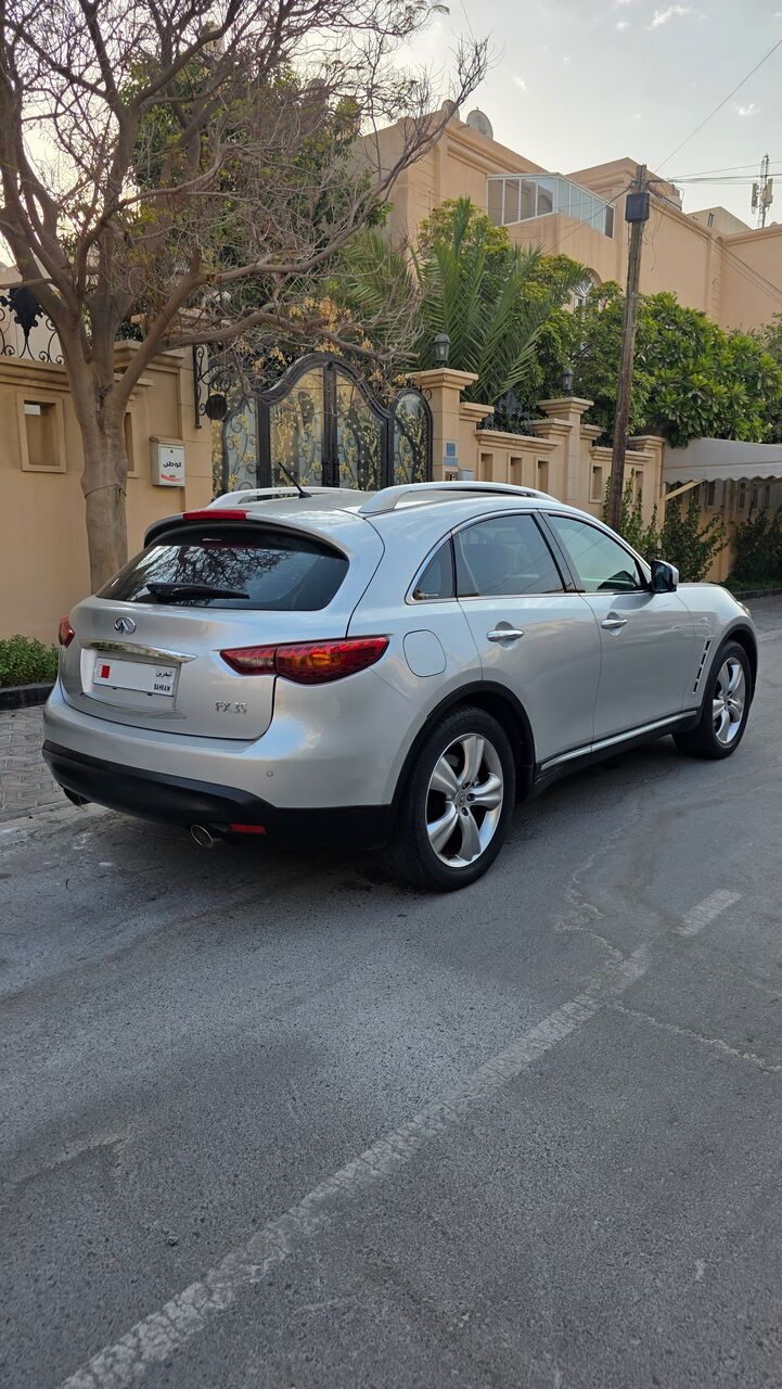 Riffa, Vehicles, Cars & Trucks , BHD 2200,  Infiniti FX,  2009,  Automatic,  152 KM,