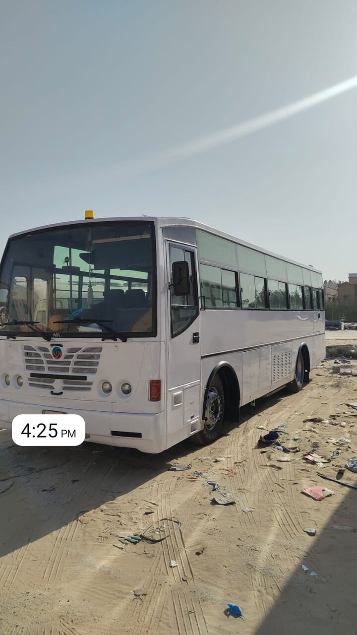 Riyadh, Vehicles, Cars & Trucks , SAR 150000,  2015,  2015,  Manual,  180000 KM,  ASHOK LEYLAND BUSES FOR SALE