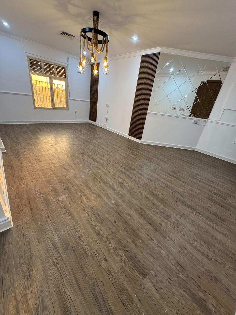 Kuwait City, Apartments, Flats, Houses & Villas, KWD 500/month,  3 BR,  Unfurnished Apartment For Rent In Zahraa, Spacious Layout.